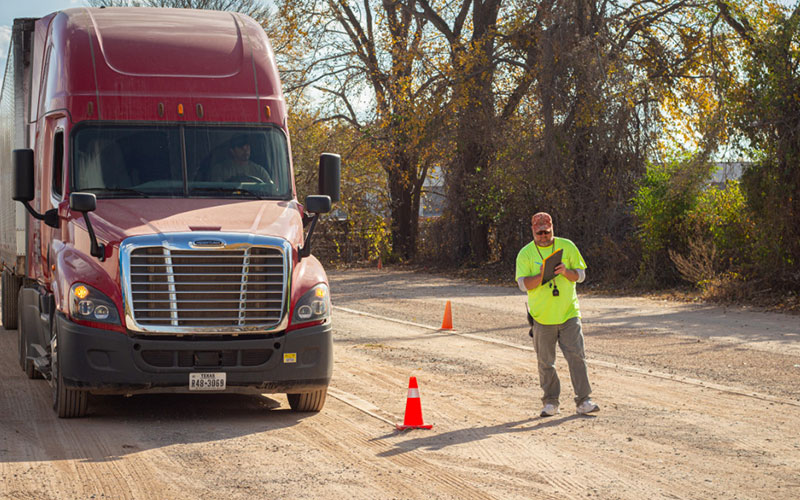 CDL Training Dayton Ohio | Commercial Driver License